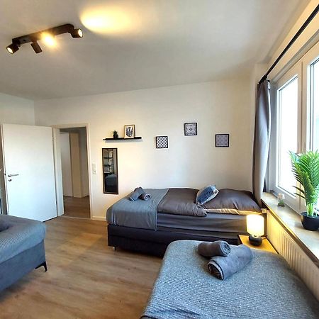 Rtr Essen - Fuer Bis Zu 8 Personen - Voll Ausgestattet - Zentral Limbecker Platz - Messe - Uniklinikum - Smart Tv - Modern Apartment Exterior photo